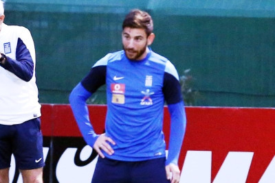 Εθνική Ελλάδας: Ντεμπούτο για Καράμπελα