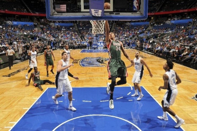 Ορλάντο Μάτζικ: Χάλασαν ρεκόρ καριέρας του Αντετοκούνμπο (videos)