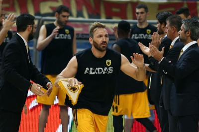 Πολυτάρχου: «Πολύ σημαντικό παιχνίδι για την ΑΕΚ»