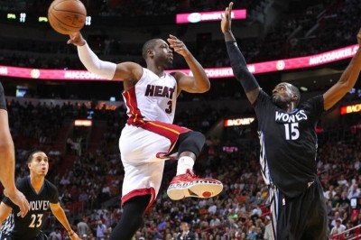 Μαϊάμι Χιτ: Στα πιτς ο Ντουέιν Ουέιντ