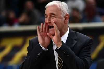 ΑΕΚ: Έκλεισε η φωνή του Σάκοτα! (photos)