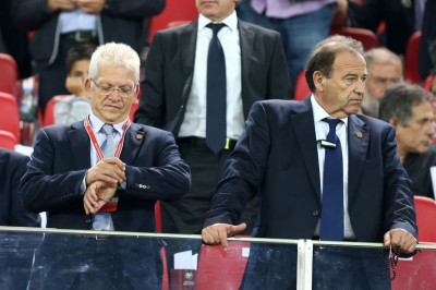 Βούρβαχης: «Δεν αφήνουμε τον Σαρρή να παραιτηθεί» (video)