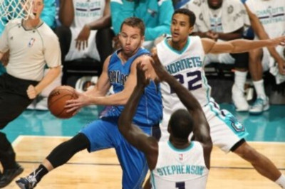 Ντάλας Μάβερικς: Ισοπεδωτικοί και στη Βόρεια Καρολίνα (videos)