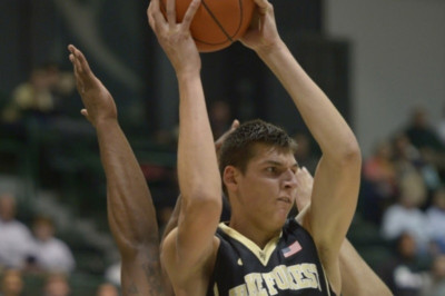 NCAA: Επτά πόντους ο Μήτογλου, 2-0 το Ουέικ Φόρεστ (videos)