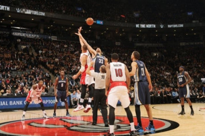 Τορόντο Ράπτορς: Κέρδισαν τους… άρρωστους Γκρίζλις (videos)