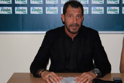 ΠΑΟΚ: Το... φλόπινγκ του προπονητή της Καρσίγιακα (video)