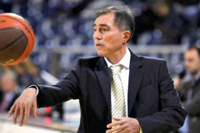 Αλεξανδρής: «Καλύτεροι και με διάρκεια»