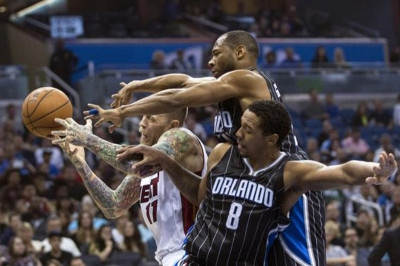 Μαϊάμι Χιτ: Δέκατη σερί νίκη με Μάτζικ (video)