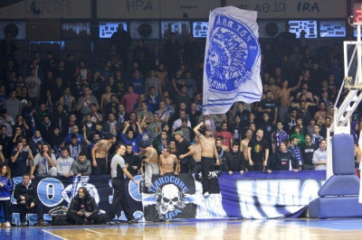 Ηρακλής: Κεκλεισμένων και με Καβάλα