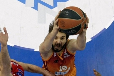 Γαλατάσαραϊ: Φεύγει για Σίξερς ο Αλντεμίρ