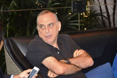 Γκάνα: Στον πάγκο ο Γκραντ