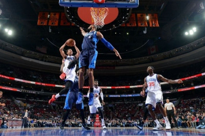 Ντάλας Μάβερικς: Έστειλαν τους 76ερς στο… 0-16 (videos)