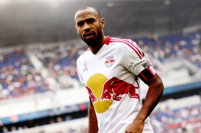 Σκέφτεται την απόσυρση ο Ανρί