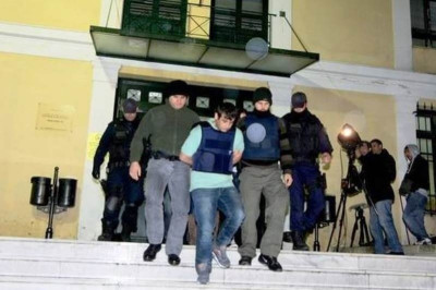 Έκτατο: Βρέθηκε το καλάσνικοφ του πιστολέρο