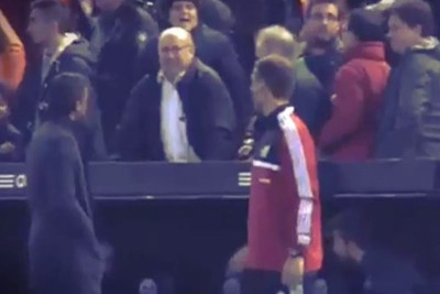 Βαλένθια: Οπαδός έφτυσε τον Λουίς Ενρίκε! (video)