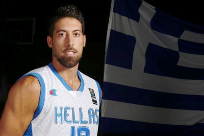 Αθηναίου: «Περήφανος για την ΑΕΚ»