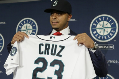 MLB: Επίσημα στους Μάρινερς ο Nelson Cruz