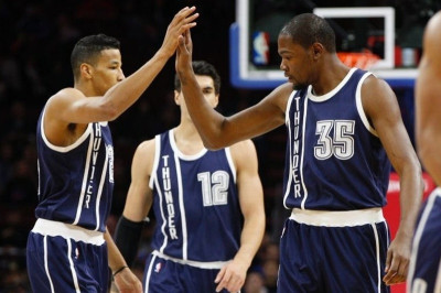 Οκλαχόμα Σίτι Θάντερ: Προσγείωσαν τους 76ερς (videos)