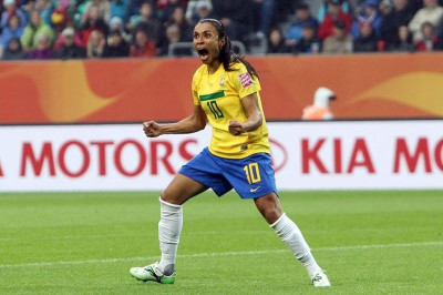 Μάρτα: Γλίτωσε από… θαύμα σε σοκαριστικό τρακάρισμα (photos)