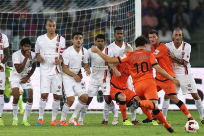 Ντέλχι Ντάιναμος: Γκολάρα με φάουλ από Ντελ Πιέρο (video)