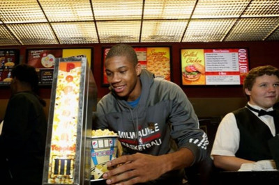 Μιλγουόκι Μπακς: Κλέβει στα τεστ του Κιντ ο Αντετοκούνμπο!