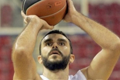 Κακαρούδης: «Ιερό τέρας ο Χαραλαμπίδης»