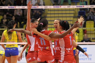 Τσάμπιονς Λιγκ Βόλεϊ Γυναικών: Έκπληξη με Μποροβίντσεκ