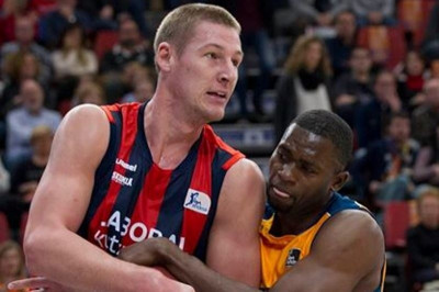 Ευρωλίγκα: Λαμποράλ Κούτσα - Βαλένθια 93-89