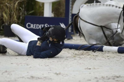 Ιππασία: Σοκαριστικό ατύχημα για την Αθηνά Ωνάση (photos+video)