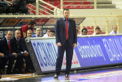 Παπαθεοδώρου: «Με 23 λάθη δεν μπορείς να είσαι ανταγωνιστικός»