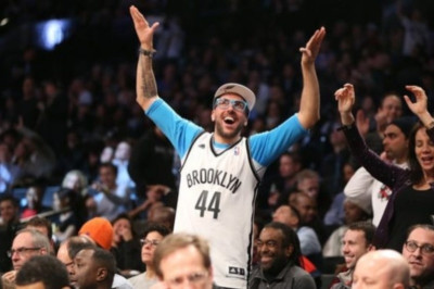 Μπρούκλιν Νετς: Αυτοκτόνησε δημοφιλής φίλαθλος με ένα πόδι