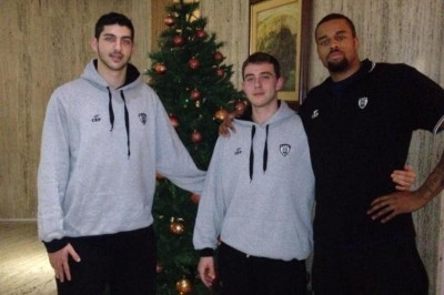 ΠΑΟΚ: Προπόνηση και μίνι τούρτα (video+photos)