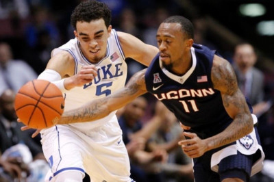 NCAA: Στο 10-0 το Ντιουκ και το Βιρτζίνια (videos)