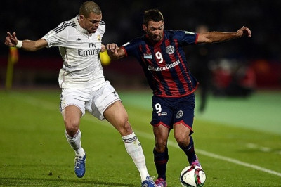 Το χειρότερο πλάγιο όλων των εποχών ο Πέπε(video)