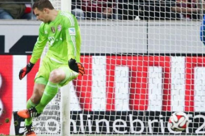 Το πιο … χάπι γκολ για τον Νόιερ (video)