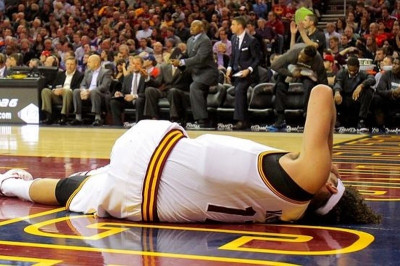 Κλίβελαντ Καβαλίερς: Τέλος η χρονιά για Άντερσον Βαρεχάο