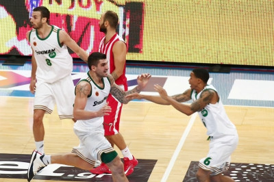 Με το μισό μυαλό στην ...κλεψιά!