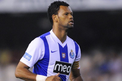 Ολυμπιακός: «Η Γιουβέντους θέλει Ρολάντο»