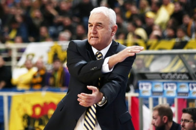 Σάκοτα: «Βοήθησε κόσμος και Μενσά – Μπονσού»