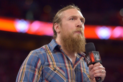 Raw: Έτοιμος δήλωσε ο Daniel Bryan! (videos+photos)