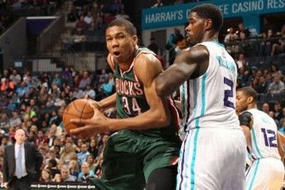 Μιλγουόκι Μπακς: Στην παράταση τους Χόρνετς με «αεράτο» Αντετοκούνμπο (videos)