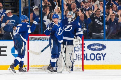 NHL: «Εικοσάρης» ο Steven Stamkos (videos)