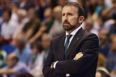 Πλάθα: «Να κερδίσουμε τον Ολυμπιακό»