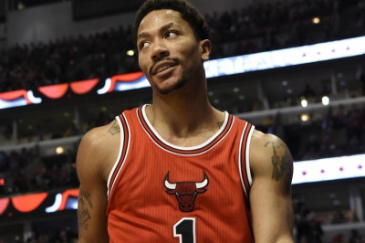 Σικάγο Μπουλς: Δεν σταματάει ο Ντέρικ Ρόουζ