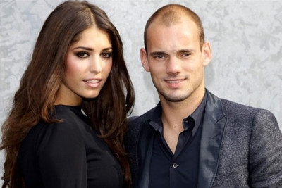 Ουέσλεϊ Σνάιντερ: Βάζει... κάτω αστυνομικούς η γυναίκα του! (videos)