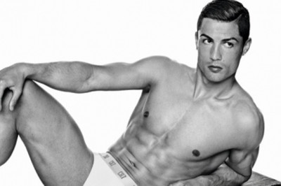 Κριστιάνο Ρονάλντο: Αντέγραψε... τη Βοζνιάκι στα... εσώρουχα και την... απέλυσαν! (photos)