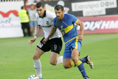 Πανιώνιος: «Βλέπει» και Κόρμπο, Μπακασέτα