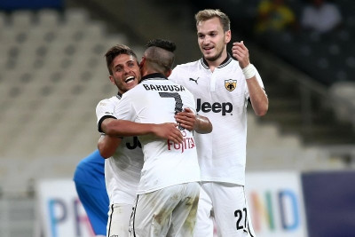 ΑΕΚ: Μέσα Μπακάκης και Μπαρμπόσα