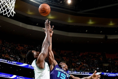 Σάρλοτ Χόρνετς: Αρχοντικός Κέμπα και στη Βοστόνη, φόβος του Τζόρνταν (videos)