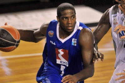 Πανελευσινιακός: Έφυγε ο Ρόμπινσον